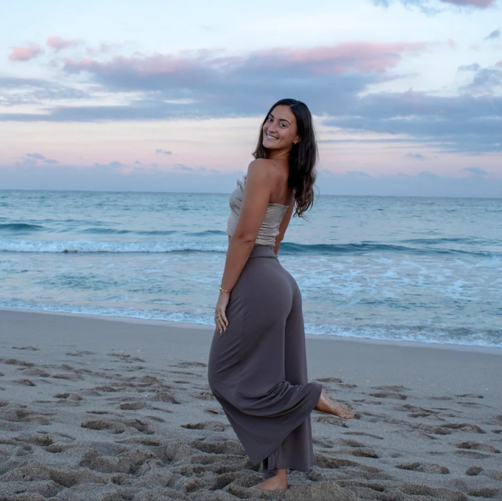 Delray Travel and Lounge Pant in Lavendar Gray NWOT - Picture 4 of 9
